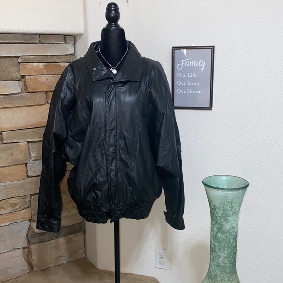 Montee- Men’s Vintage Black Leather Jacket
